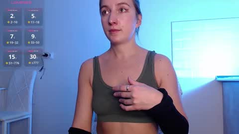 Eva online show from 10-21-25, 02:56