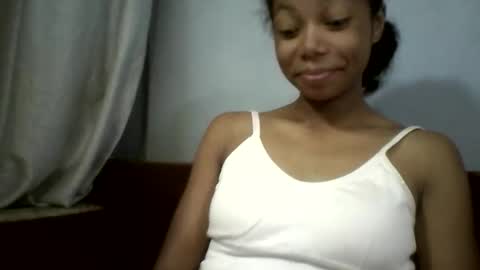 Snapshot of evahaldy chatting on 03-04-26, 09:15 evahaldy online show from 03-04-26, 09:15