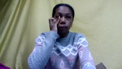 Snapshot of evahaldy chatting on 06-18-26, 08:14 evahaldy online show from 06-18-26, 08:14