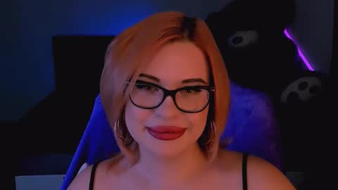 Eva online show from 10-24-25, 11:01