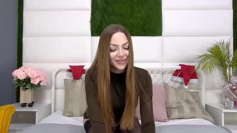 Eva Hook online show from 01-12-26, 06:46