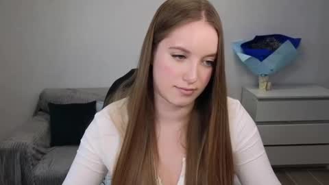 Snapshot of evajuly chatting on 12-20-24, 09:32 Eva online show from 12-20-24, 09:32