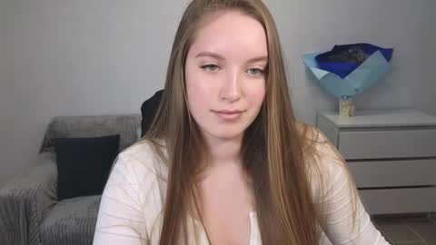 Snapshot of evajuly chatting on 12-27-24, 08:45 Eva online show from 12-27-24, 08:45