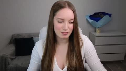 Snapshot of evajuly chatting on 02-11-25, 04:44 Eva online show from 02-11-25, 04:44