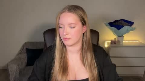 Eva online show from 05-13-26, 08:27