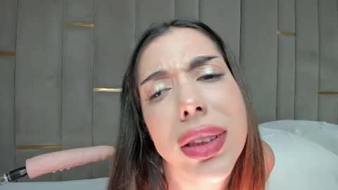 EVA online show from 05-21-26, 03:30