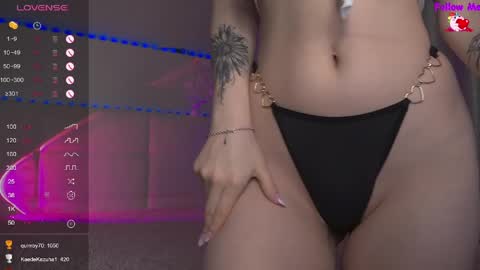 Snapshot of evalkiss chatting on 04-25-26, 08:50 Eva online show from 04-25-26, 08:50