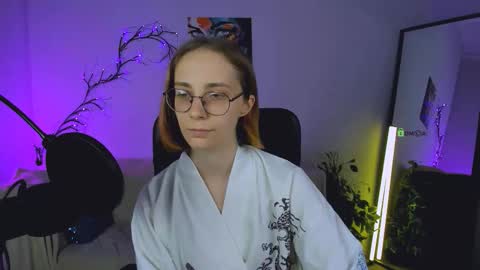 evalora online show from 10-18-25, 12:17