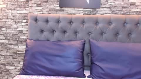 Eva online show from 01-20-25, 05:27