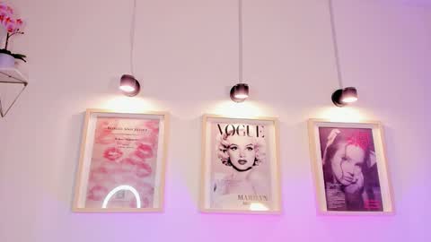 Snapshot of evan_voss chatting on 11-21-25, 07:12 Evan voss help me get 200 likesindependent model online show from 11-21-25, 07:12