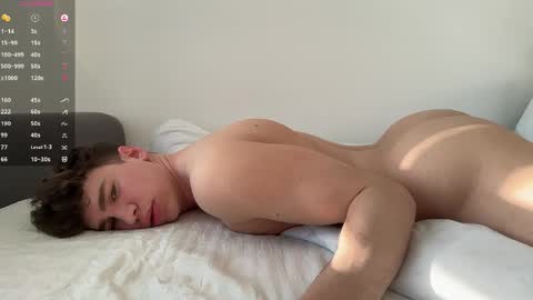 evan_white_ online show from 04-06-26, 03:02