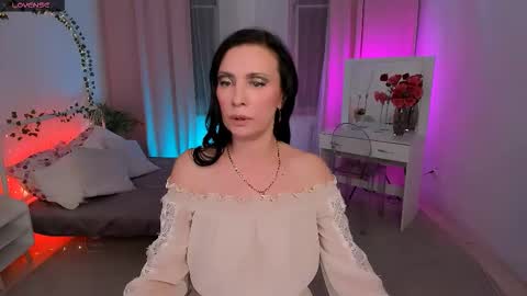 Evanessa online show from 01-16-26, 06:06