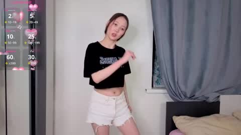 Hello im Lia online show from 06-05-26, 04:13