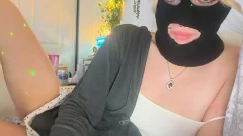 evangelineluvsyou online show from 07-22-26, 01:19