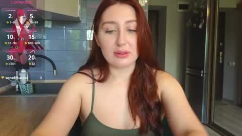 Snapshot of evangelinfox chatting on 06-12-26, 10:36 EvangelinFox online show from 06-12-26, 10:36