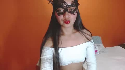 Snapshot of evangelinne_01 chatting on 11-09-25, 10:19 evangelinne_01 online show from 11-09-25, 10:19