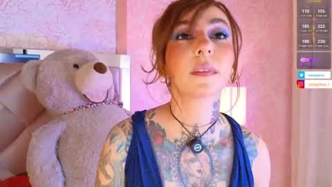 Snapshot of evangelyne1 chatting on 06-29-26, 03:45 Evangelyne online show from 06-29-26, 03:45
