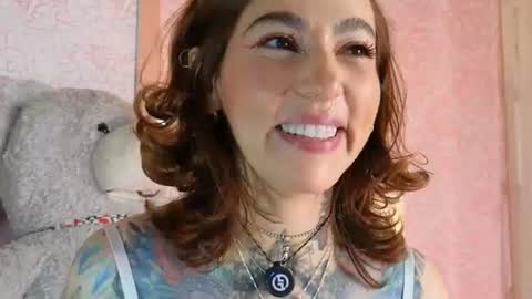 Snapshot of evangelyne1 chatting on 07-07-26, 03:49 Evangelyne online show from 07-07-26, 03:49