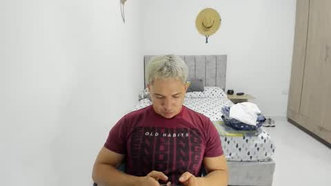 Evan online show from 05-18-26, 05:52