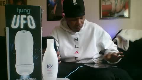 evanschris2048 online show from 02-28-25, 05:37