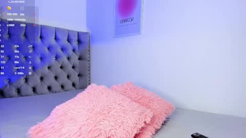 Snapshot of evaolimpo chatting on 02-23-26, 05:16 Eva Olimpo online show from 02-23-26, 05:16