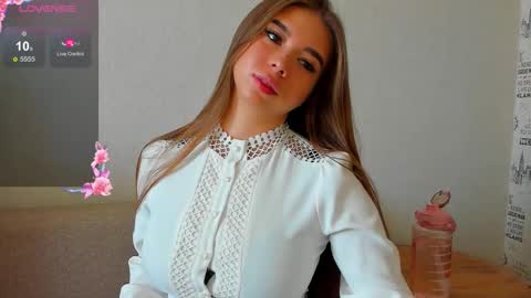 Snapshot of evapuff chatting on 09-22-25, 10:17 evapuff online show from 09-22-25, 10:17