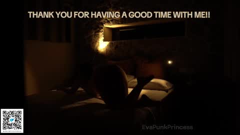 Snapshot of evapunkprincess chatting on 02-18-25, 12:49 Eva online show from 02-18-25, 12:49