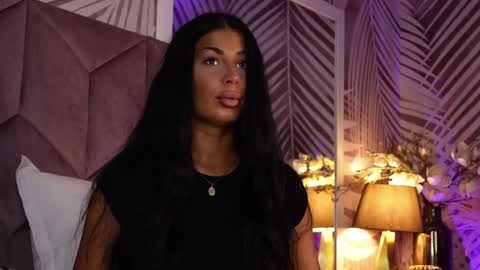 EvaRhea online show from 05-26-26, 02:51