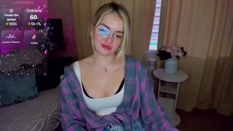 EvaRider online show from 03-09-25, 11:58