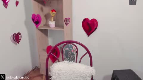 Snapshot of evarotic chatting on 02-15-25, 11:25 Eva online show from 02-15-25, 11:25