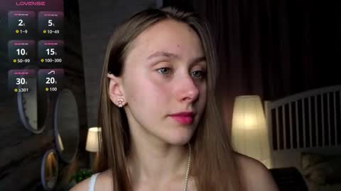 Eva online show from 09-18-25, 07:27