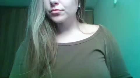 evasapples2026 online show from 03-14-26, 11:54