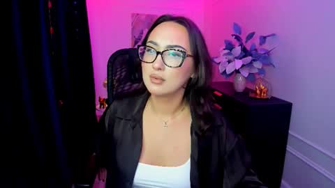 evasarazardje online show from 11-20-25, 07:35