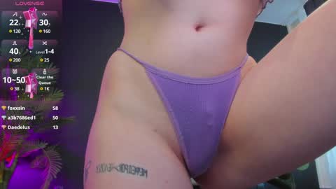 Snapshot of evaselin chatting on 01-21-25, 11:13 Eva online show from 01-21-25, 11:13