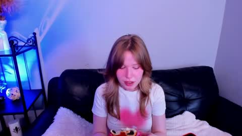 Eva online show from 12-15-24, 01:13