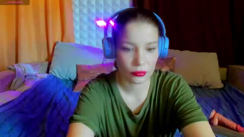 Eva online show from 04-17-26, 12:19