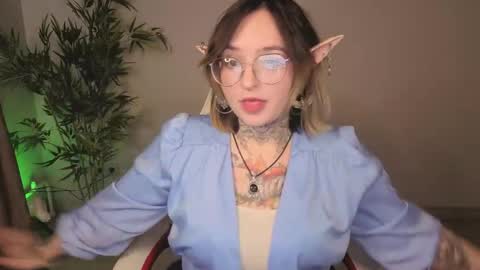EvaTheWitcher online show from 06-06-26, 09:14