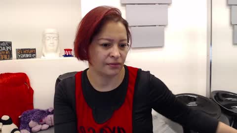 Snapshot of evatwiss chatting on 05-27-26, 12:13 Eva Twiss online show from 05-27-26, 12:13