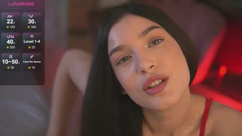 Snapshot of evawarenn chatting on 02-13-25, 02:34 Carolina online show from 02-13-25, 02:34