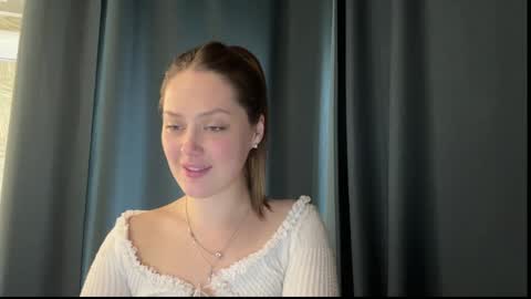 EvaxBlush online show from 04-22-26, 07:55