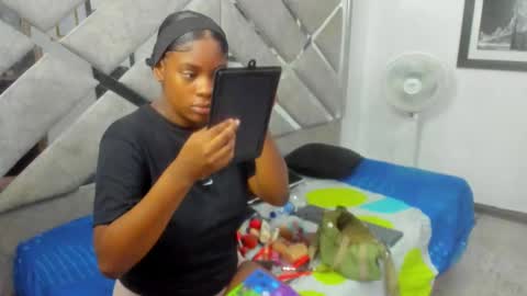 Eva And Emmanuel online show from 01-09-26, 12:41