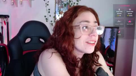 Eve Blue  friends. IG eve blue77 TW EveBlue 1 OF eveblue7 online show from 02-08-26, 12:47