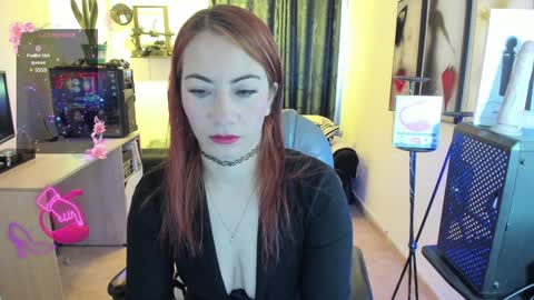 Evee online show from 01-25-25, 01:30