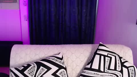 Evee online show from 12-13-25, 07:53