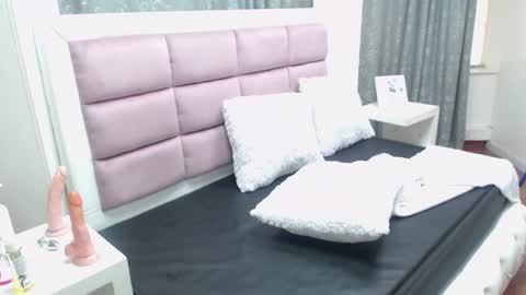 Snapshot of evee_s chatting on 09-24-25, 09:29 eve online show from 09-24-25, 09:29