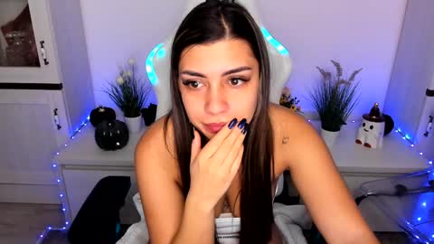 Snapshot of eveeevian chatting on 12-13-24, 05:38 eveeevian online show from 12-13-24, 05:38