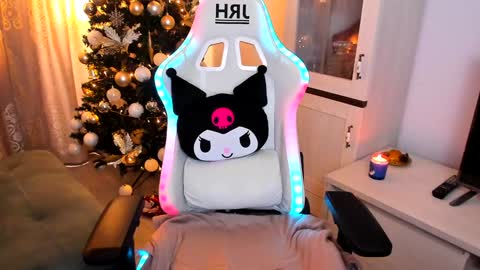 Snapshot of eveeevian chatting on 01-05-25, 01:36 eveeevian online show from 01-05-25, 01:36