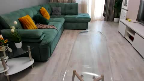 Snapshot of eveeevian chatting on 09-21-25, 09:44 eveeevian online show from 09-21-25, 09:44