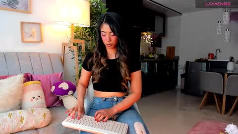  Eve  online show from 09-24-25, 06:44