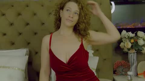 EveHamilton online show from 09-29-25, 05:51